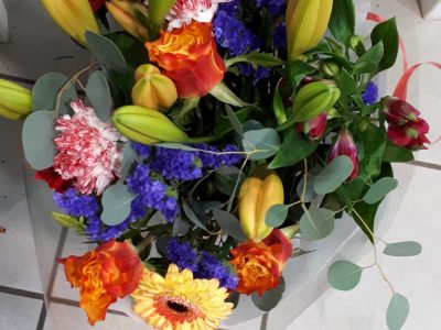 Bouquet du fleuriste multicolore IT51701546-1 30012023